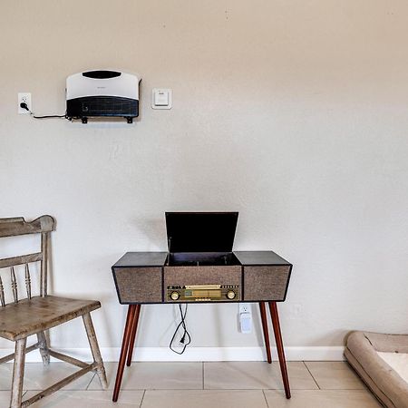 Convenient Joshua Tree Apartment - Walk To Town! Exteriör bild